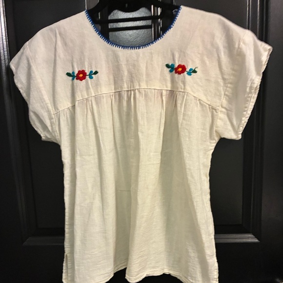 Like New Embroidered Cream Blouse with Floral Design. Made in Mexico City - Picture 2 of 2